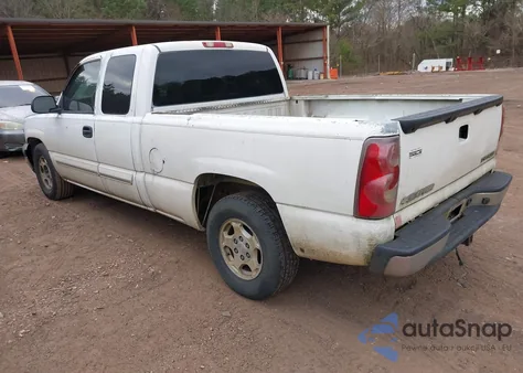 2003 Chevrolet Silverado 1500 Ls z USA, uszkodzony, nr VIN 2GCEC19VX31366221